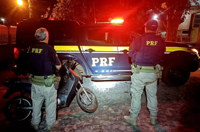  Motocicleta roubada e sem placa é apreendida pela PRF em Piracuruca