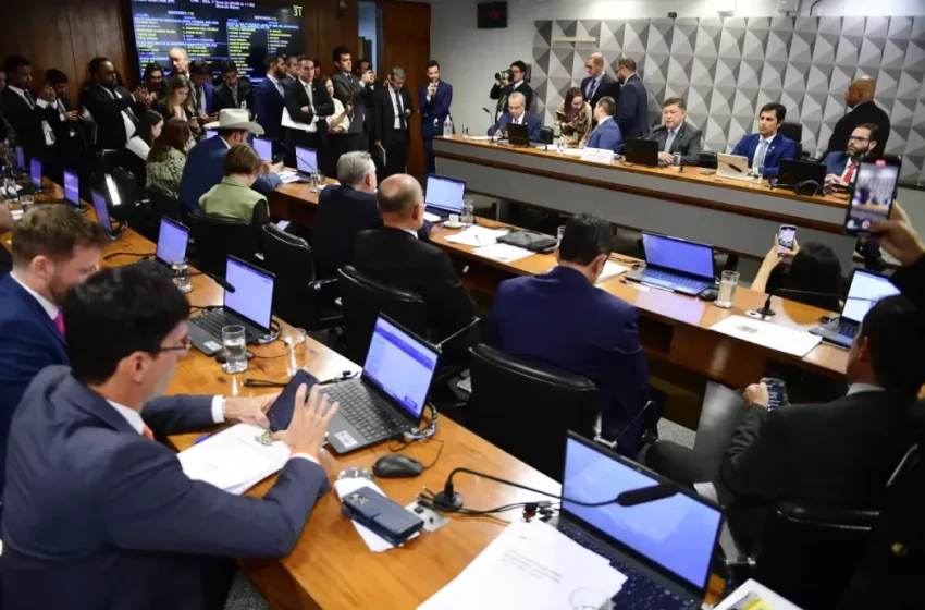  Governo reduz liberação de emendas após derrota na CPMI do INSS