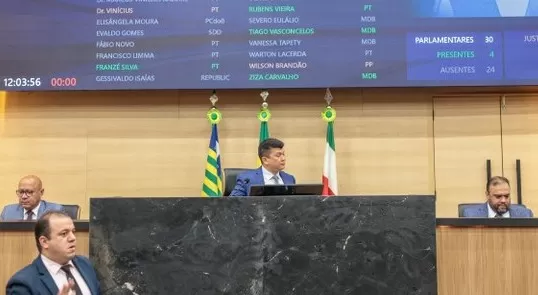  Governado do Piauí pede autorização para viagem internacional