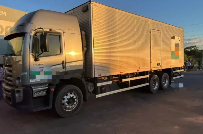  Adolescente, de 15 anos, morre ao bater moto em caminhão na BR-316, em Codó