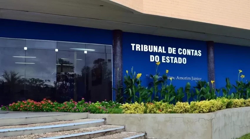  Prefeito de São Julião é multado pelo TCE-PI e obrigado a realizar concurso público até o fim de 2025