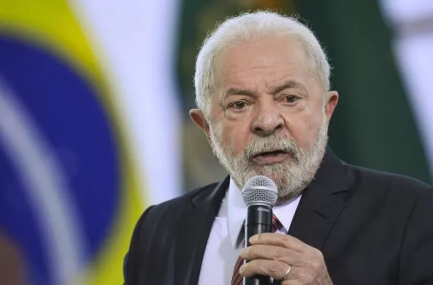  Lula relata problemas em avião da FAB: “Descemos com medo que pegasse fogo”