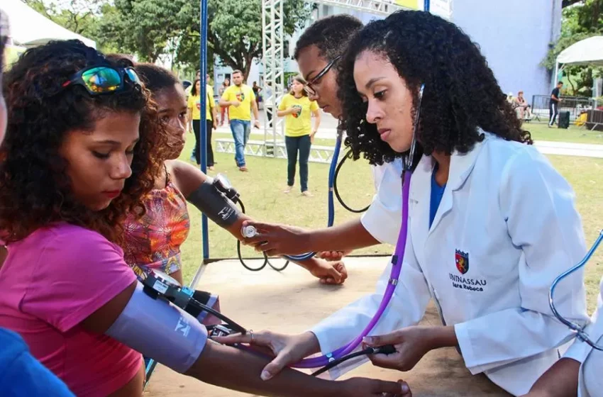  Ação promove diversos atendimentos gratuitos para população, em Parnaíba