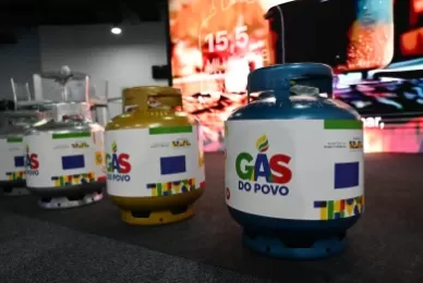  Gás do Povo começa a entregar vale para retirar botijão em novembro; veja quem tem direito