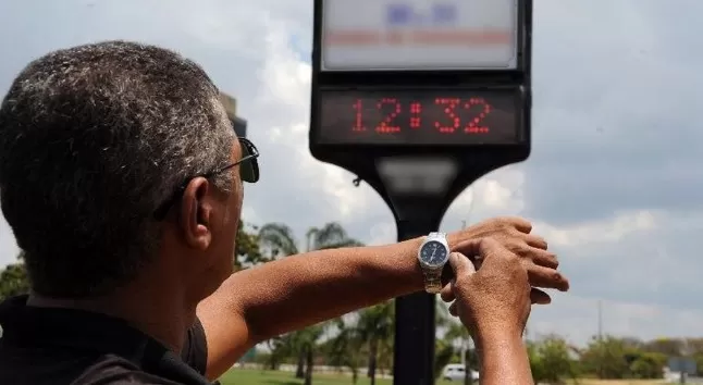  Governo desmente rumores sobre volta do horário de verão