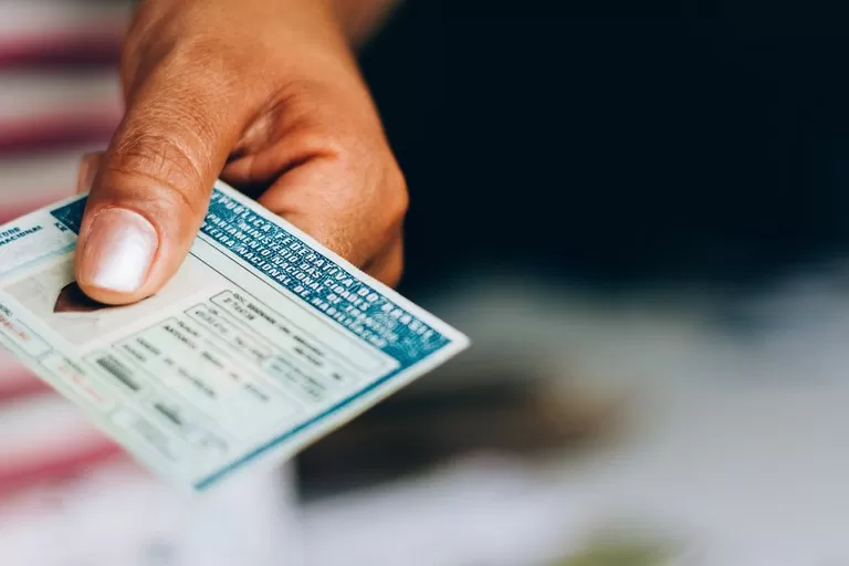  Mais barato, sem complicação e trânsito mais seguro: veja o que muda com a nova proposta para tirar CNH