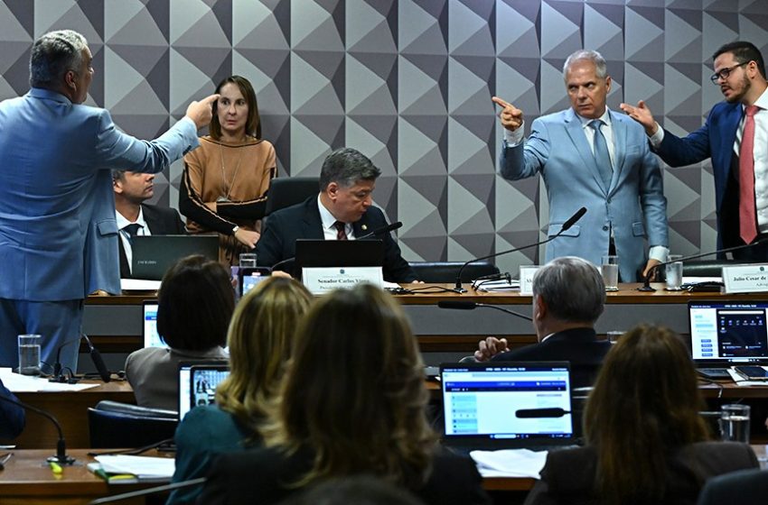 CPMI vê falhas na atuação de Stefanutto; ex-presidente do INSS nega omissão