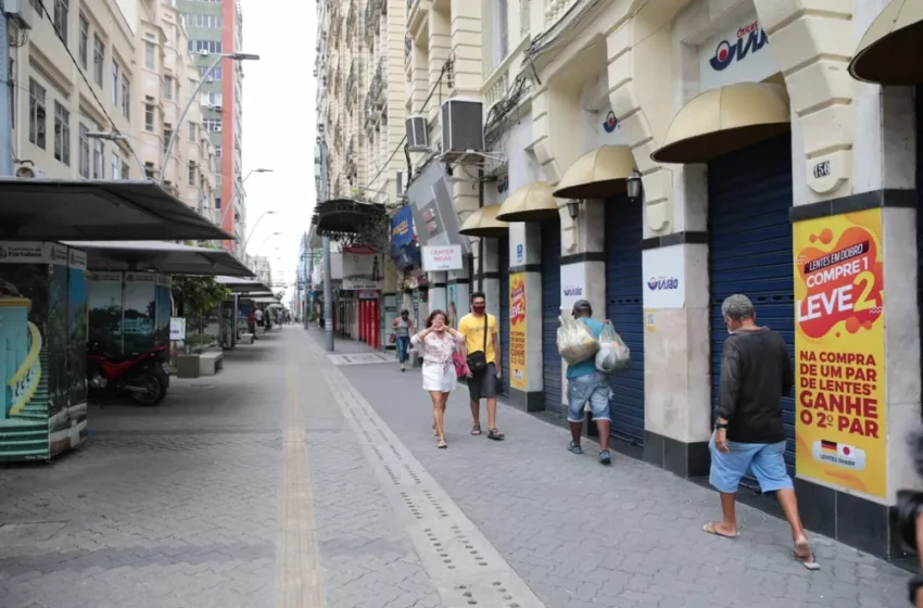 Feriado do Dia do Servidor é antecipado em Fortaleza