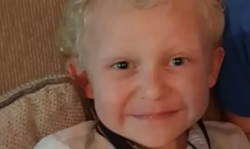 Menino de 12 anos morre após inalar desodorante em desafio de rede social