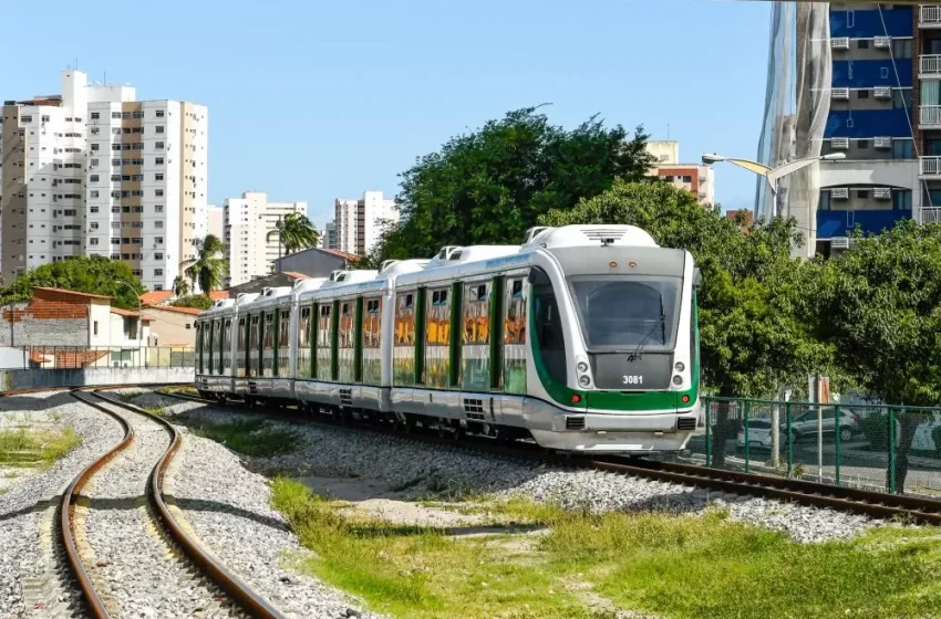  Homem é preso por masturbar em frente à passageira no metrô de Fortaleza