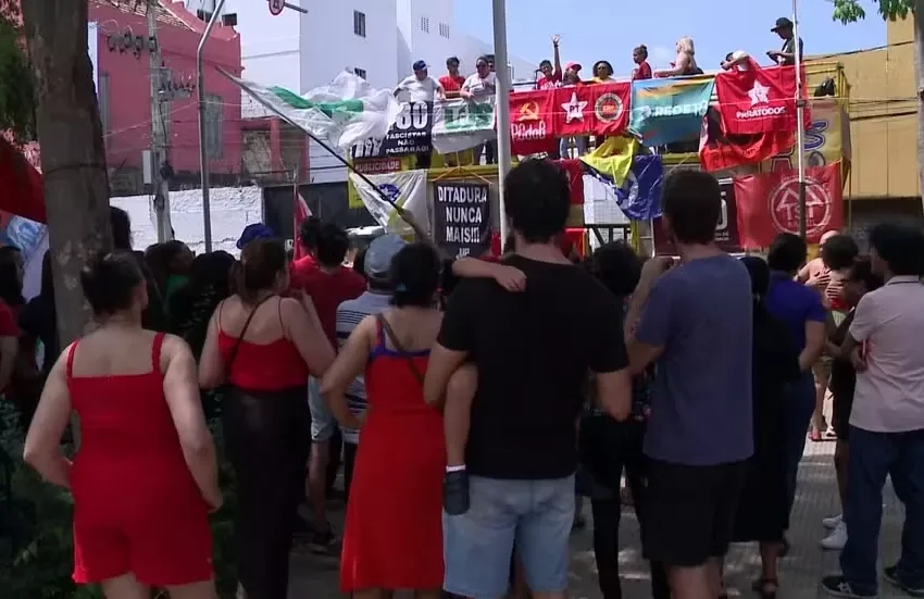  Manifestantes fazem atos contra PL da Dosimetria em diferentes capitais do Brasil
