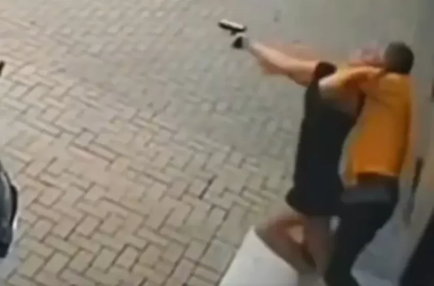  Mulher reage a assalto à mão armada e troca tiros com criminosos