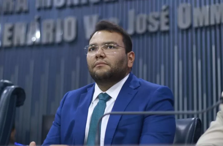  Fernando Lima renuncia à presidência da CPI do Lixo