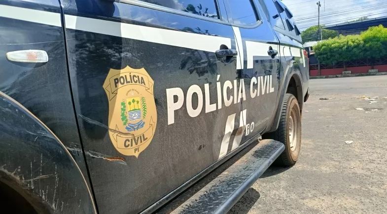  Empresário é baleado dentro de estabelecimento em Pedro II