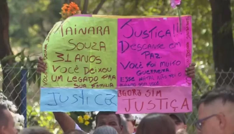  Corpo de mulher atropelada e arrastada na Marginal Tietê é velado e sepultado sob aplausos nesta sexta em SP