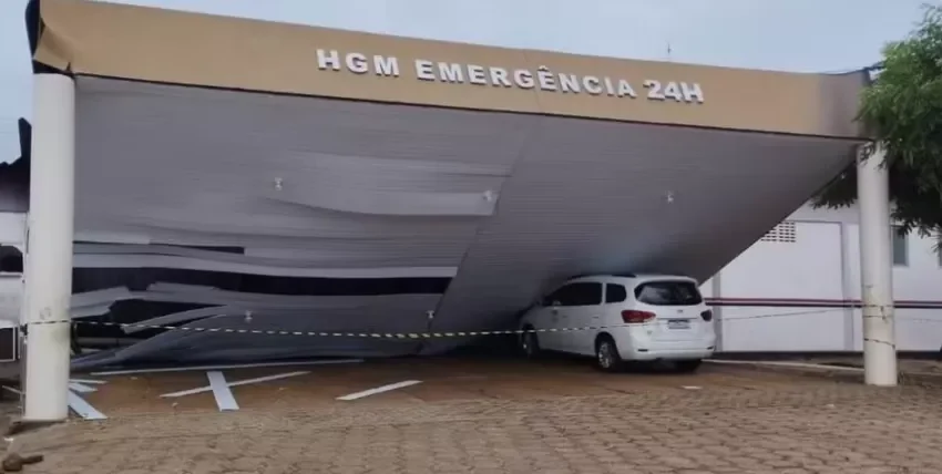  Estrutura do Hospital Geral Municipal de Codó desaba durante forte chuva com ventania