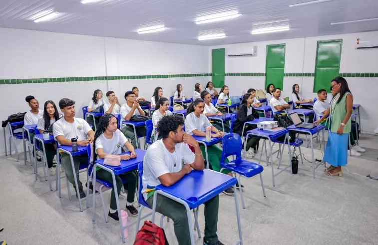  Rede Estadual inicia ano letivo nesta quinta (19) com mais de 150 mil estudantes e cerca de 5 mil novos professores no Piauí