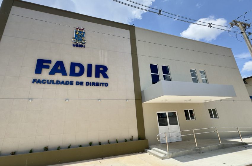  Rafael Fonteles inaugura novos prédios da Faculdade de Direito e da Biblioteca da Uespi nesta segunda (23)