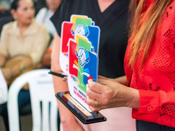  Primeira semana do ciclo formativo celebra educação de qualidade com premiações e condecorações