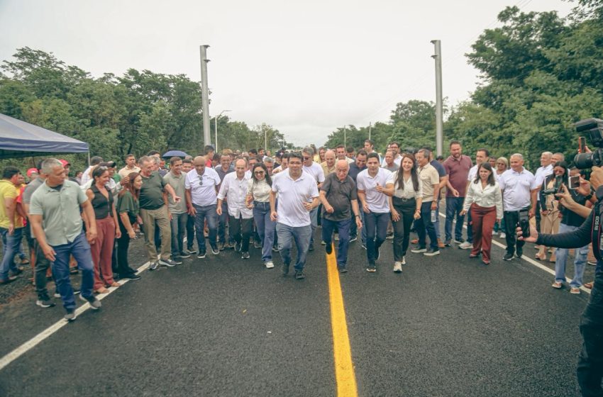  Governador inaugura pavimentação da PI-360 e anuncia mais R$ 4,3 milhões em obras em São Gonçalo do Piauí