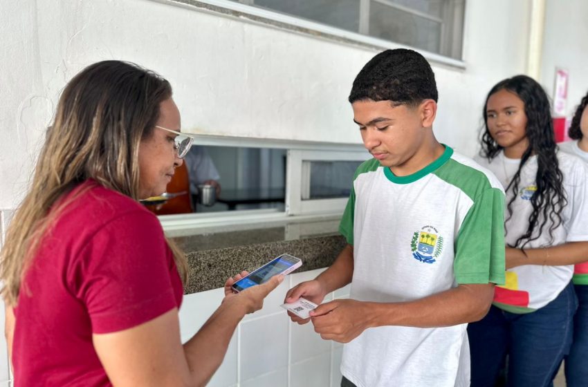  Estudantes da rede estadual criam plataforma digital para monitorar merenda escolar em Teresina