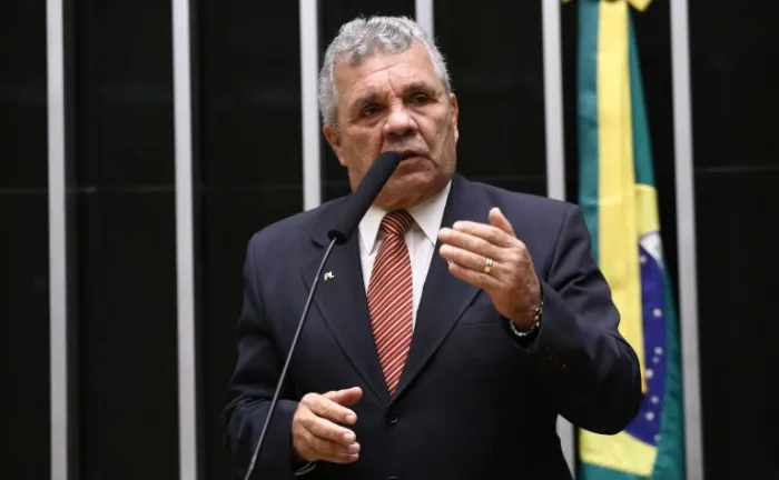  Comissão aprova uso de recursos do Fundo Nacional de Segurança para saúde mental de policiais