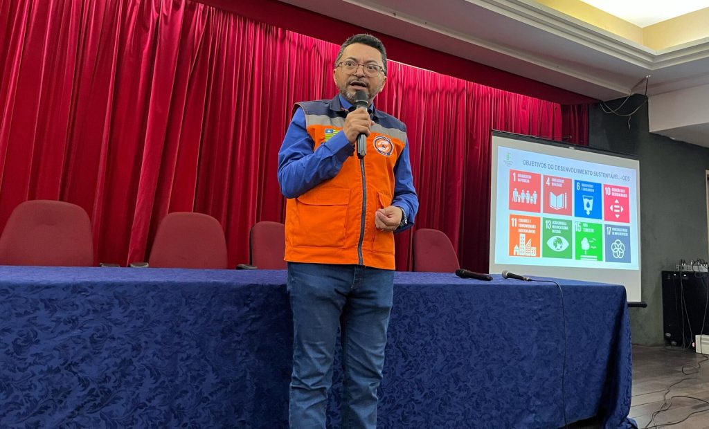 wp header logo 165.png