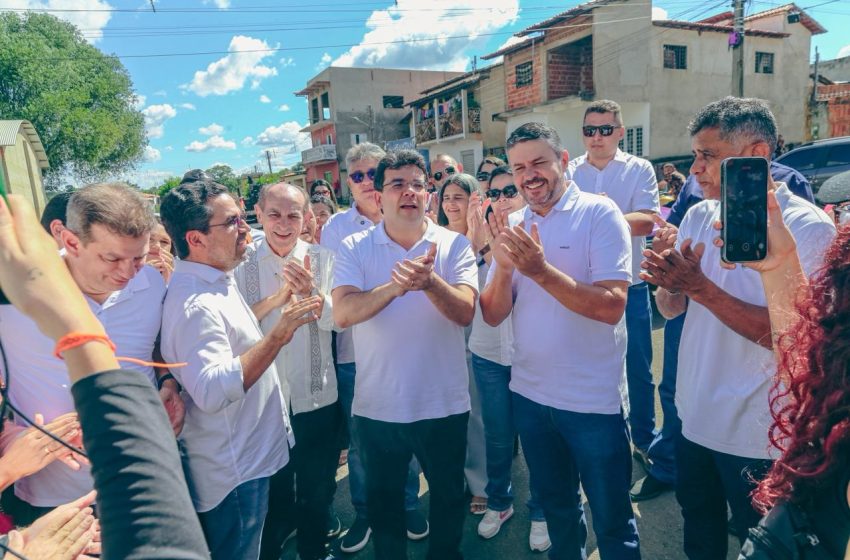  Governador inaugura 6,8 mil m² de asfalto em Cristalândia; município recebe R$ 3 milhões em obras de pavimentação de ruas