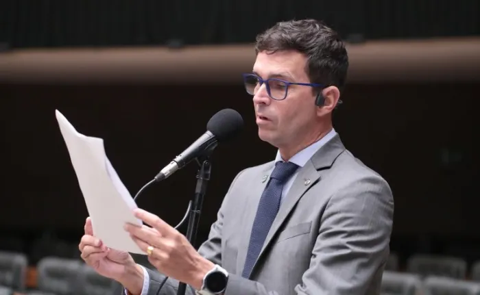 Comissão aprova integração entre ensino técnico e pequenas empresas