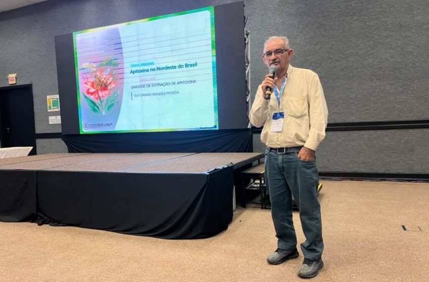  Com apoio da SAF, cooperativa do Piauí apresenta projeto inédito de extração de veneno de abelha durante evento em Santa Catarina