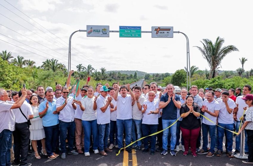  Miguel Alves recebe 50 obras do Governo do Estado com foco em estradas e abastecimento de água