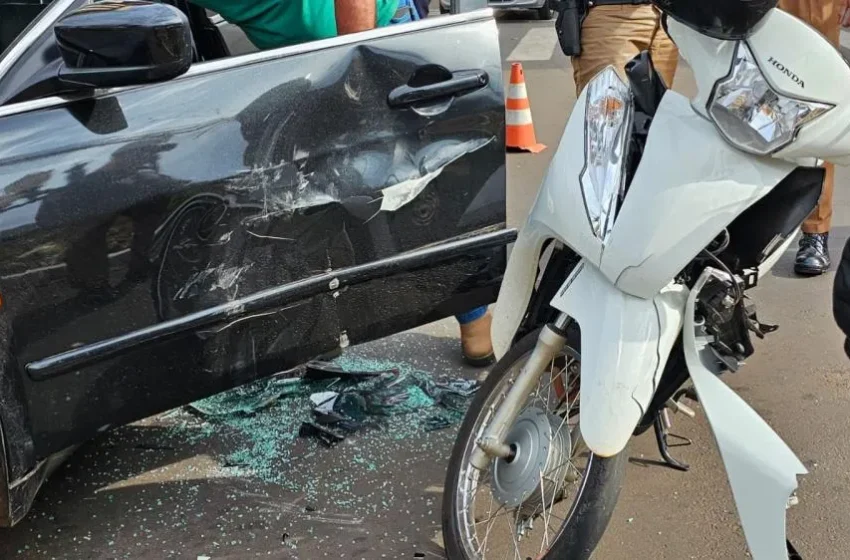  Colisão entre carro e moto deixa trânsito lento na entrada de São João do Piauí