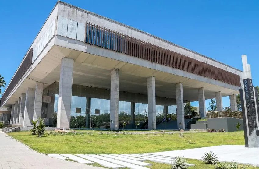  Concurso do TJCE: inscrições já estão abertas para vagas com salários de até R$ 8,8 mil