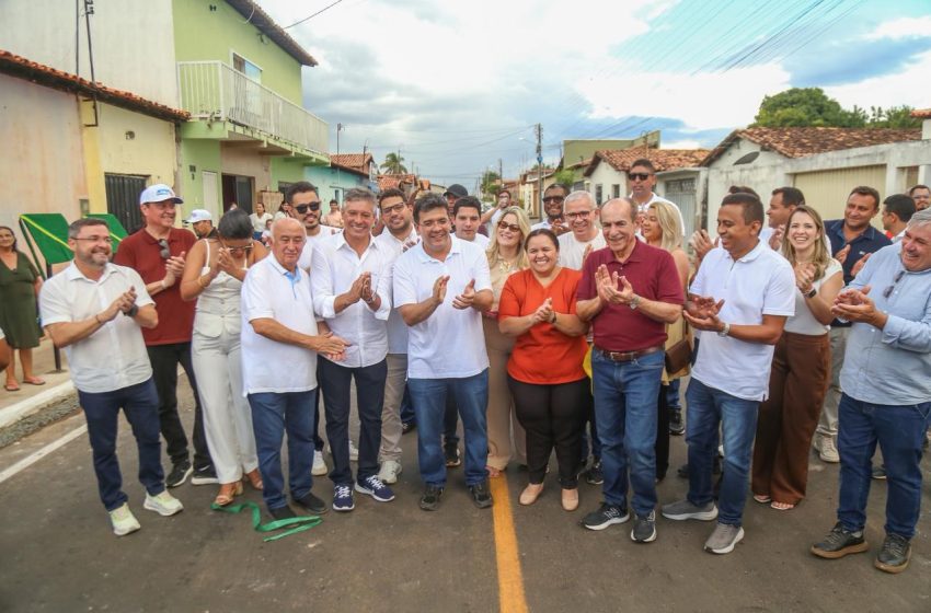  Em Valença, Rafael Fonteles inaugura museu, entrega asfaltamento e anuncia UTI do Hospital Regional