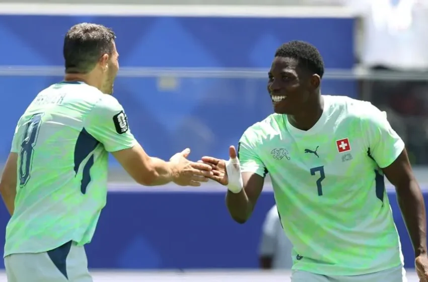 Catar e Suíça empatam em 1 a 1, em um jogo marcado por um gol agônico histórico para os Cataris
