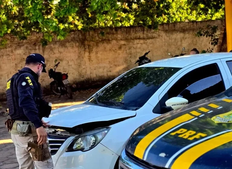  PRF recupera três veículos adulterados e apreende documento falso em operações no Piauí