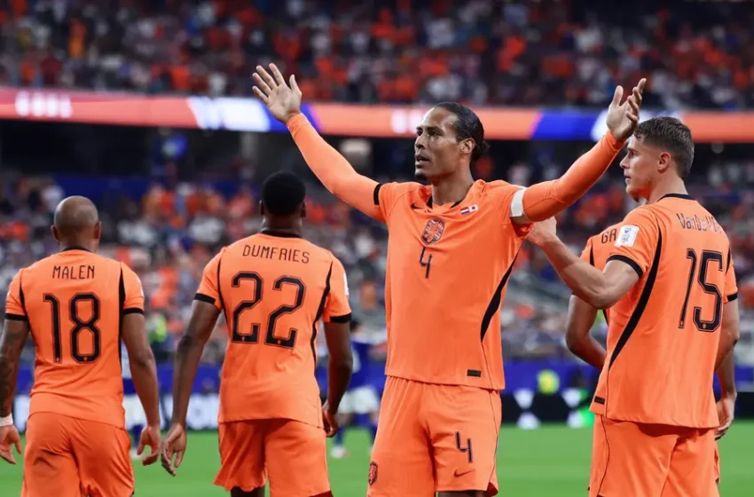  Em um jogo disputadíssimo até o último minuto, Holanda e Japão empatam em 2 a 2 em Dallas