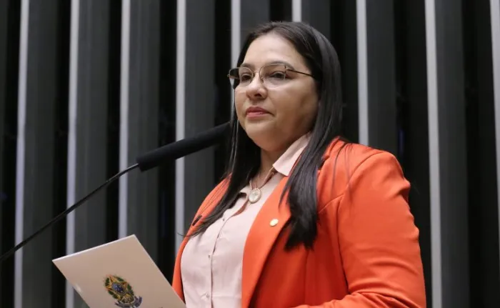  Comissão aprova programa de ecoturismo e incentivos para comunidades da Amazônia