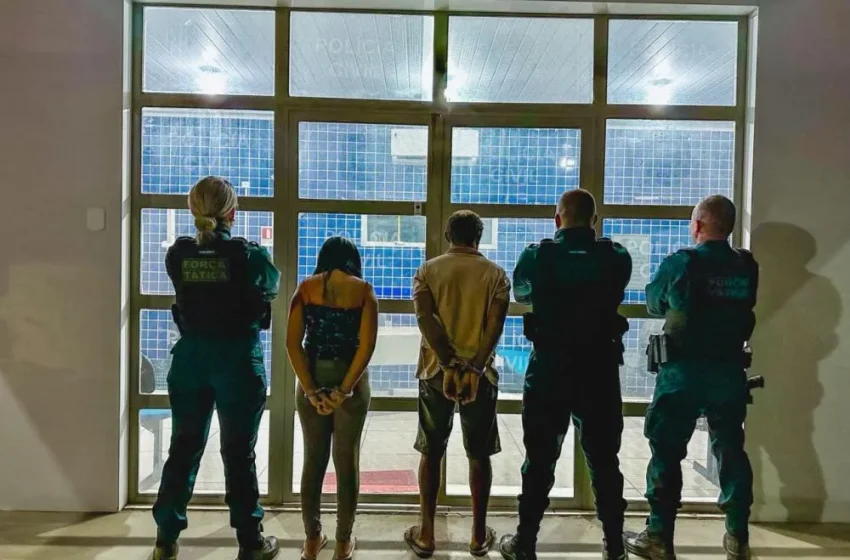  Força Tática desarticula ponto de tráfico e prende dupla com drogas em Canto do Buriti