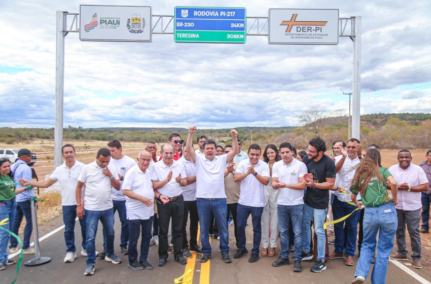  Rafael Fonteles inaugura recuperação da PI-217 e destaca nova ligação entre São Francisco do Piauí e Colônia do Piauí