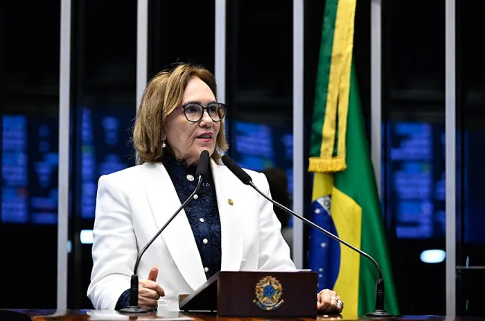  Zenaide elogia plataforma gratuita de ensino criada por estudantes do IFRN