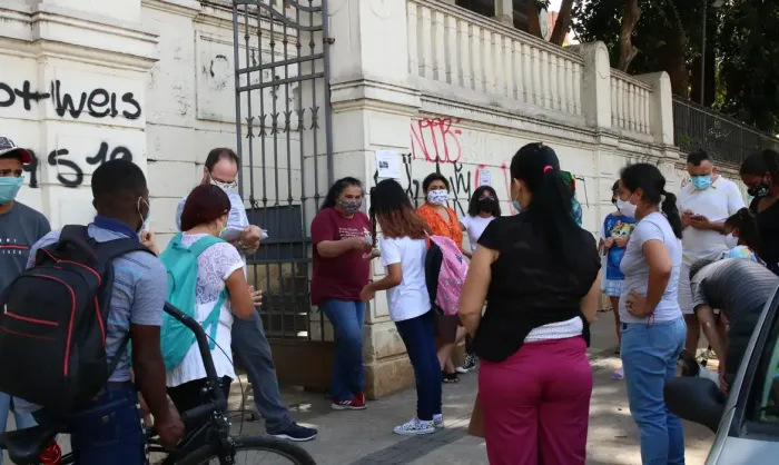  Entenda o papel das escolas no combate à violência contra meninas