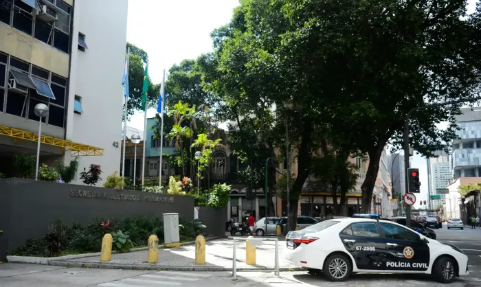  Operação no Rio desarticula esquema de desvio de combustível
